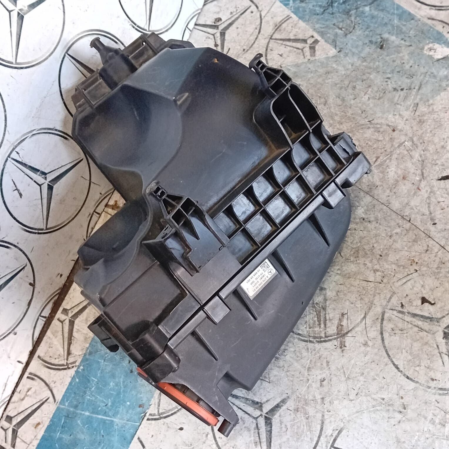 MERCEDES BENZ A-CLASS W176 CLA C117 X156 1.6 PETROL AIR FILTER BOX A2700900601