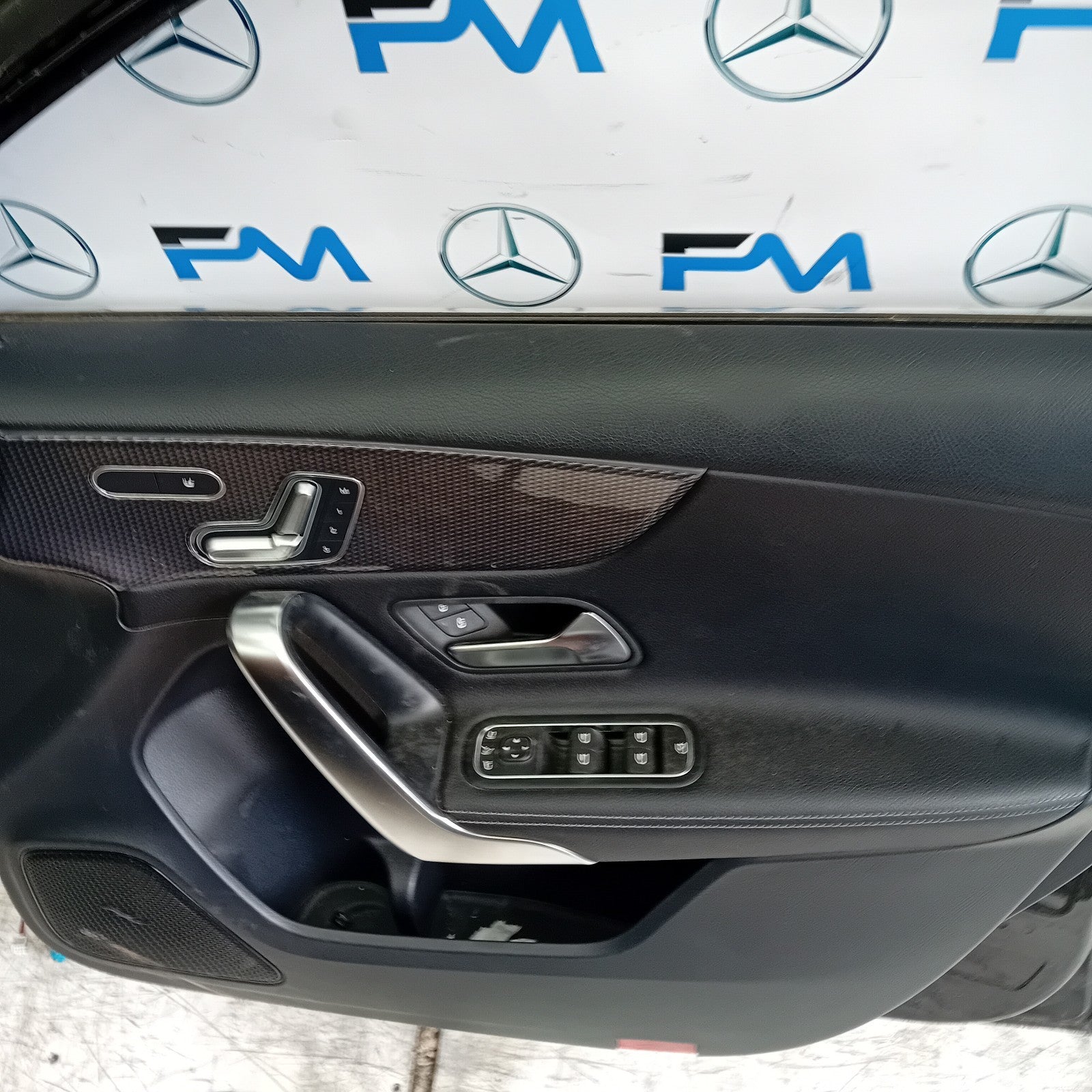 MERCEDES A-CLASS W177 SLN DRIVER FRONT DOOR OSF SILVER 2018 ON COMPLETE FMD298