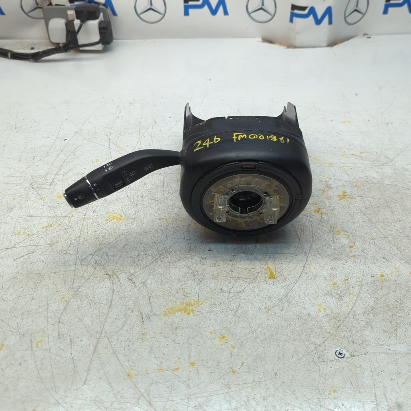 MERCEDES B-CLASS W246 INDICATOR/WIPER GEAR SELECT + SQUIB  A2469005506 FM001361