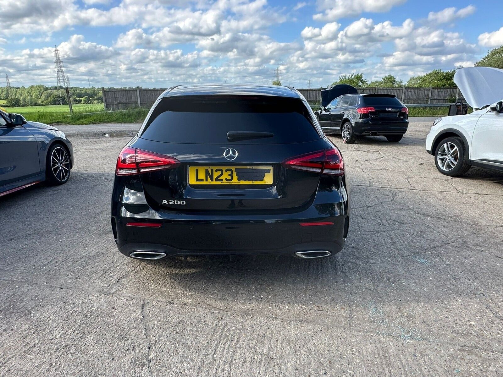 MERCEDES BENZ A-CLASS W177 - BREAKING / FRONT BUMPER AND WINGS