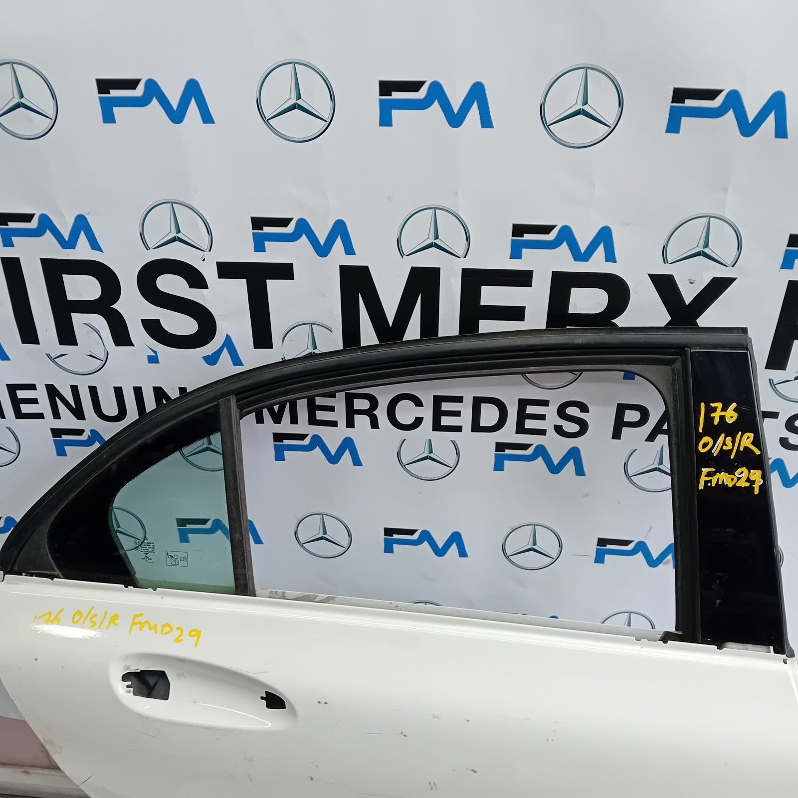 MERCEDES BENZ A-CLASS W176 DRIVER SIDE REAR DOOR O/S/R INCOMPLETE WHITE FMD29 