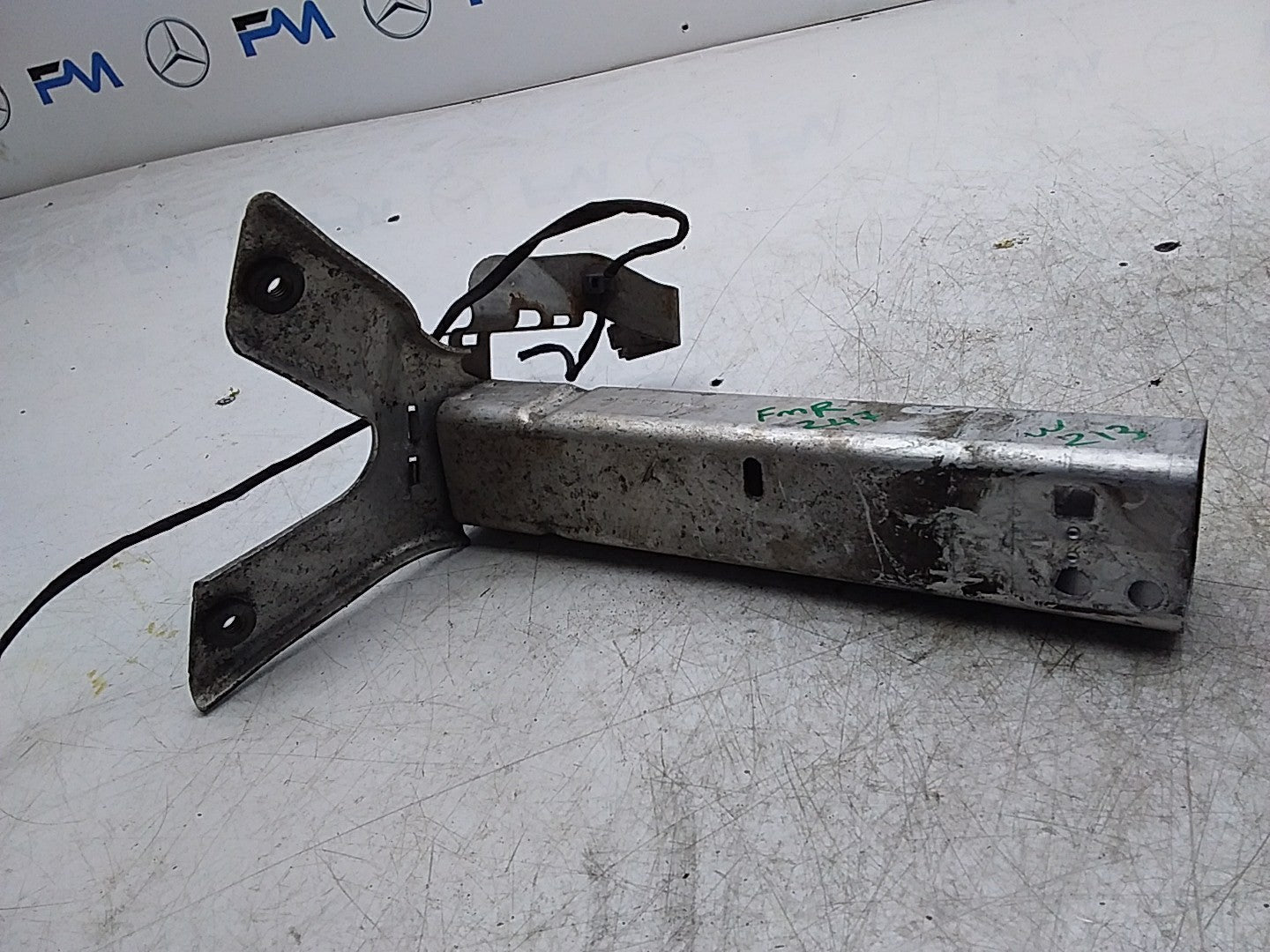 MERCEDES E-CLS W213 FRONT SUBFRAME LOWER EXTENSION A2136200400 FMR247