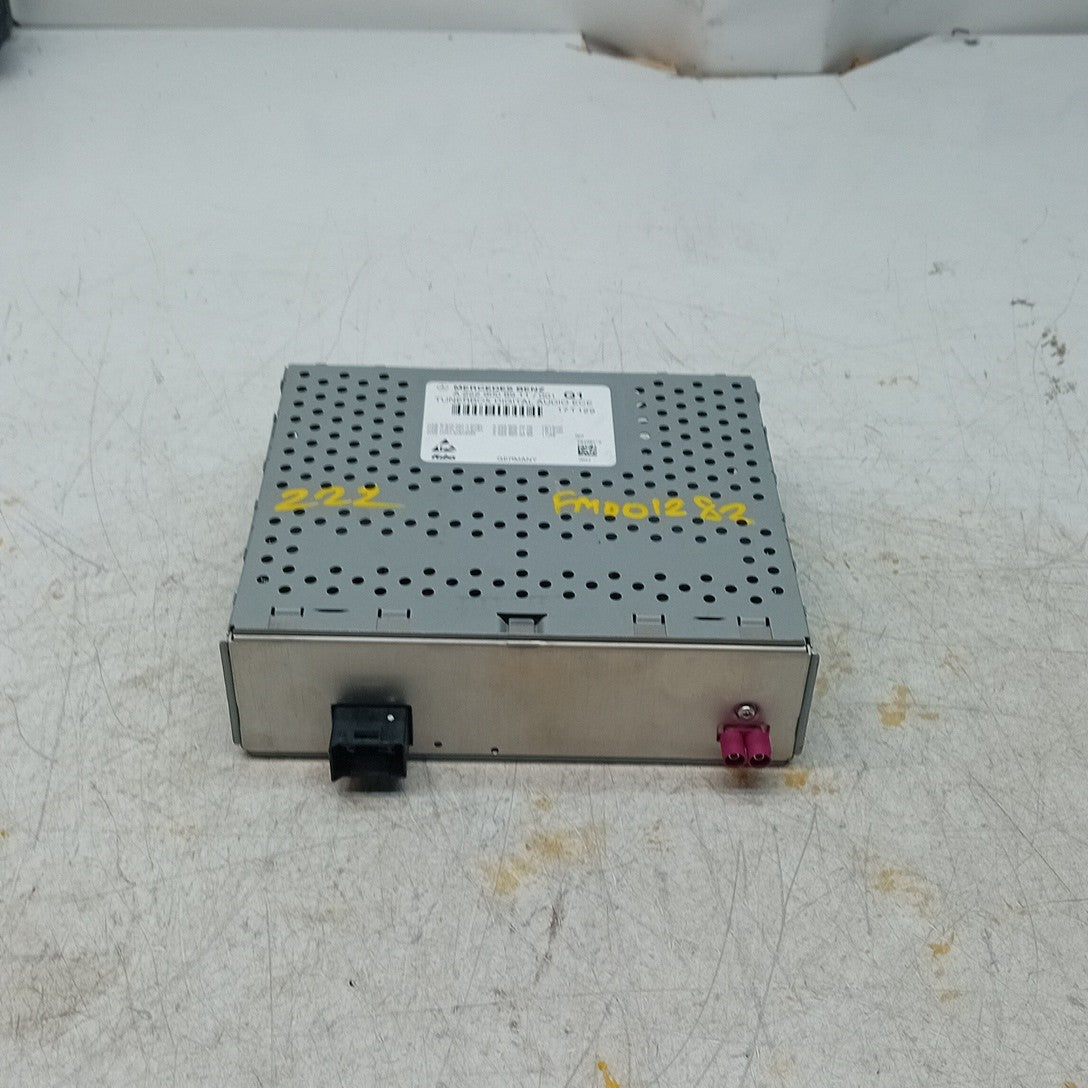 MERCEDES BENZ S-CLASS W222  2014-2021  RADIO TUNER BOX  A2229008911 FM001282