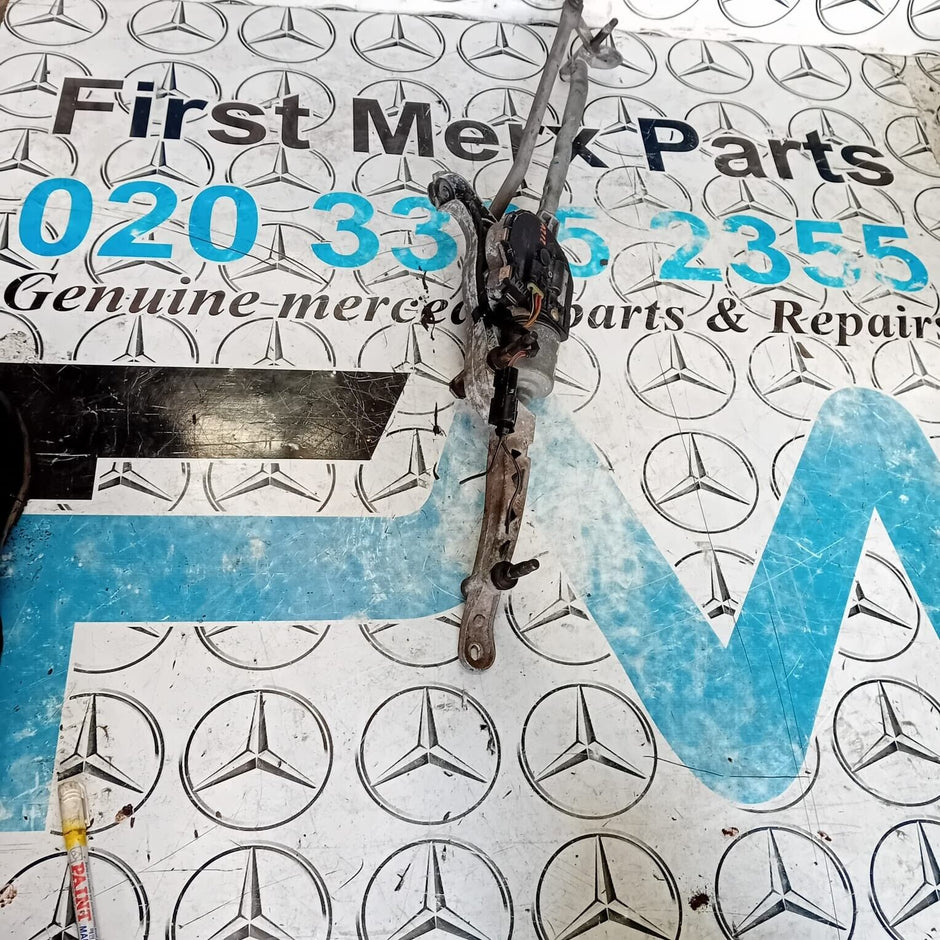 MERCEDES BENZ E-CLASS 2012 FRONT WIPER MOTOR AND LINKAGE A2128201340