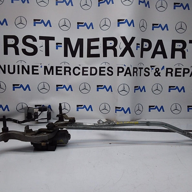 MERCEDES E-CLASS 2016 W213 A2138200740 FRONT WIPER MOTOR  FM00184