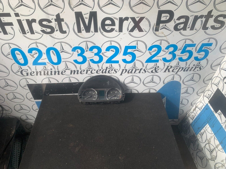 Mercedes sprinter w906 2014-2017 speedo clock instrument cluster A9069002800