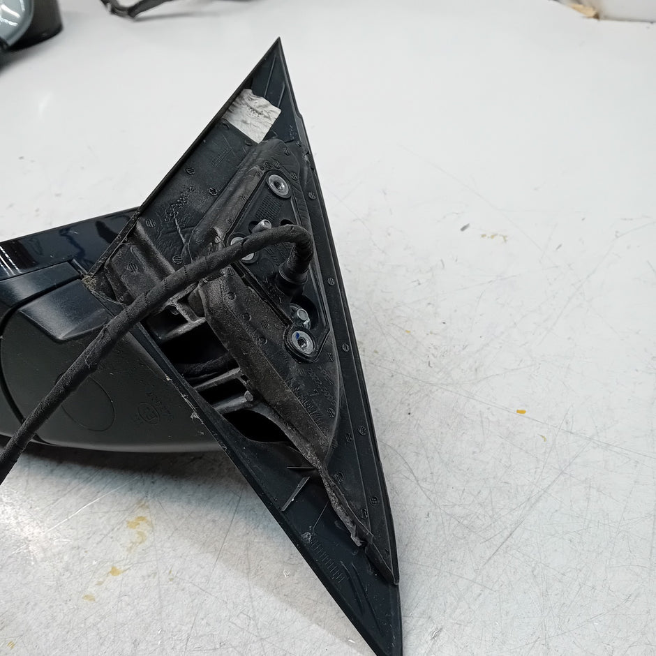 MERCEDES BENZ  CLA-CLASS  W117 PASSENGER SIDE WING MIRROR BLACK FMM42