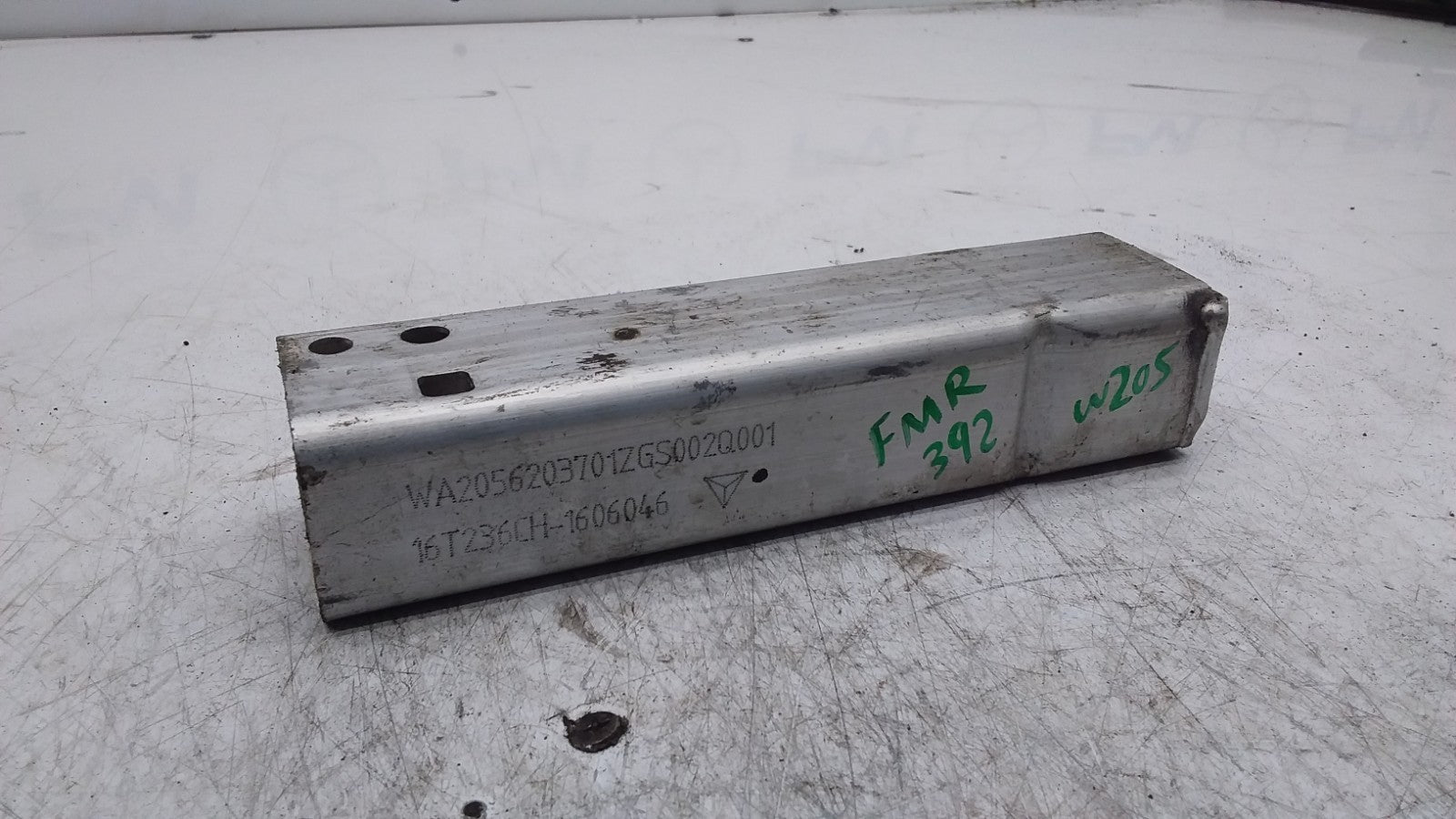 MERCEDES C-CLASS  W205 LOWER REINFORCEMENT CRASH ABSORBER BAR A2056203701 FMR392