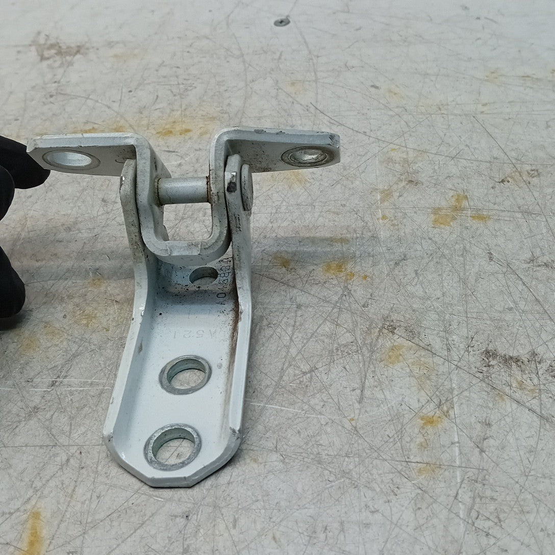 MITSUBISHI OUTLANDER MK3  FRONT DOOR HINGE PANEL A521 A046834 FM001635