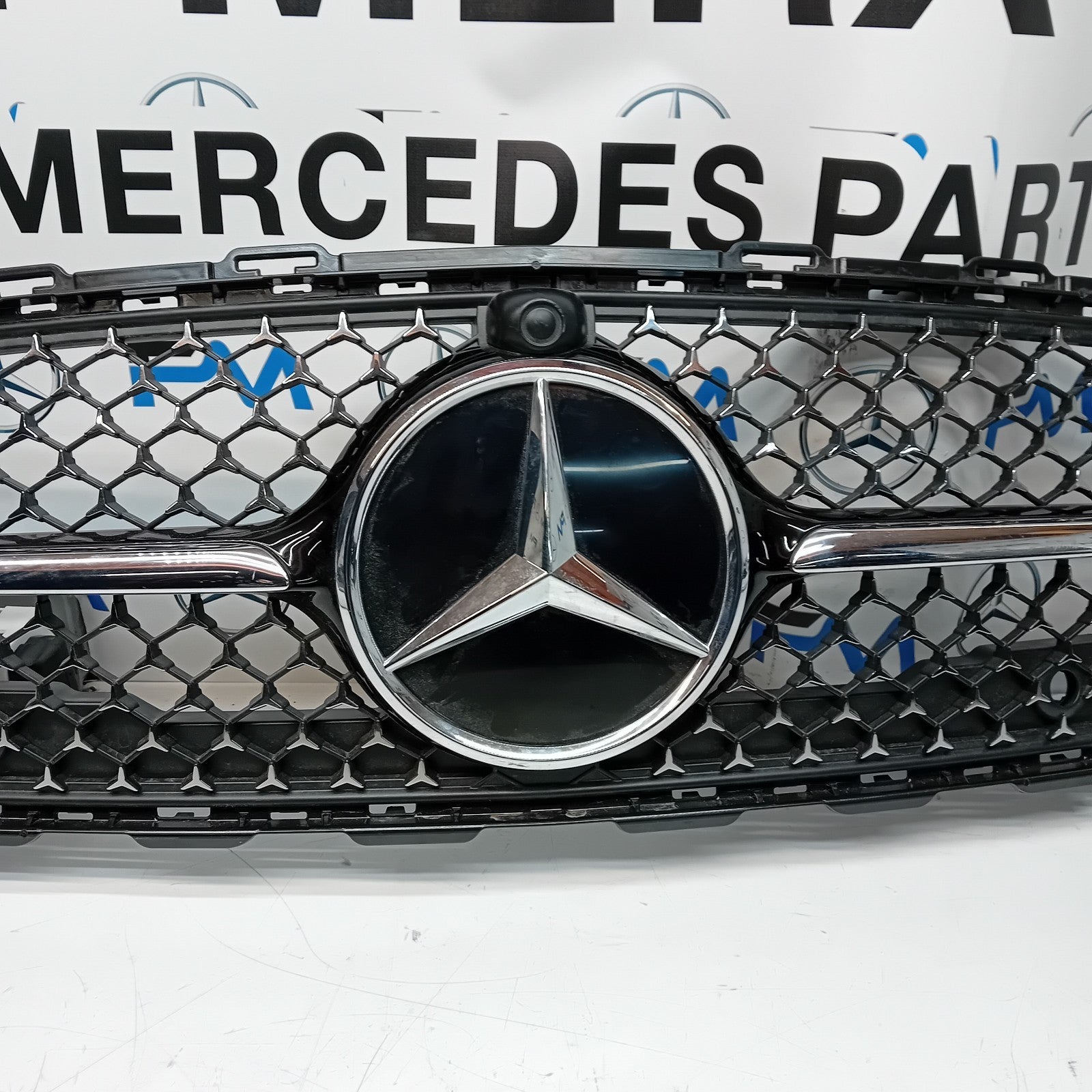 MERCEDES BENZ C-CLASS W206 FRONT GRILL A2068882100 FM001475