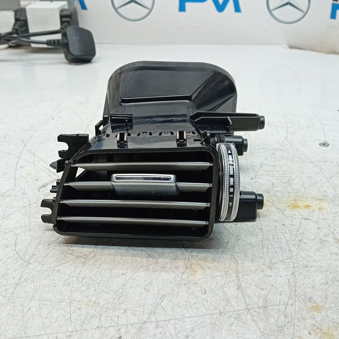 MERCEDES BENZ  E-CLASS W212 DASHBOARD  AIR VENT 2016 ON A21268303154 FM001544