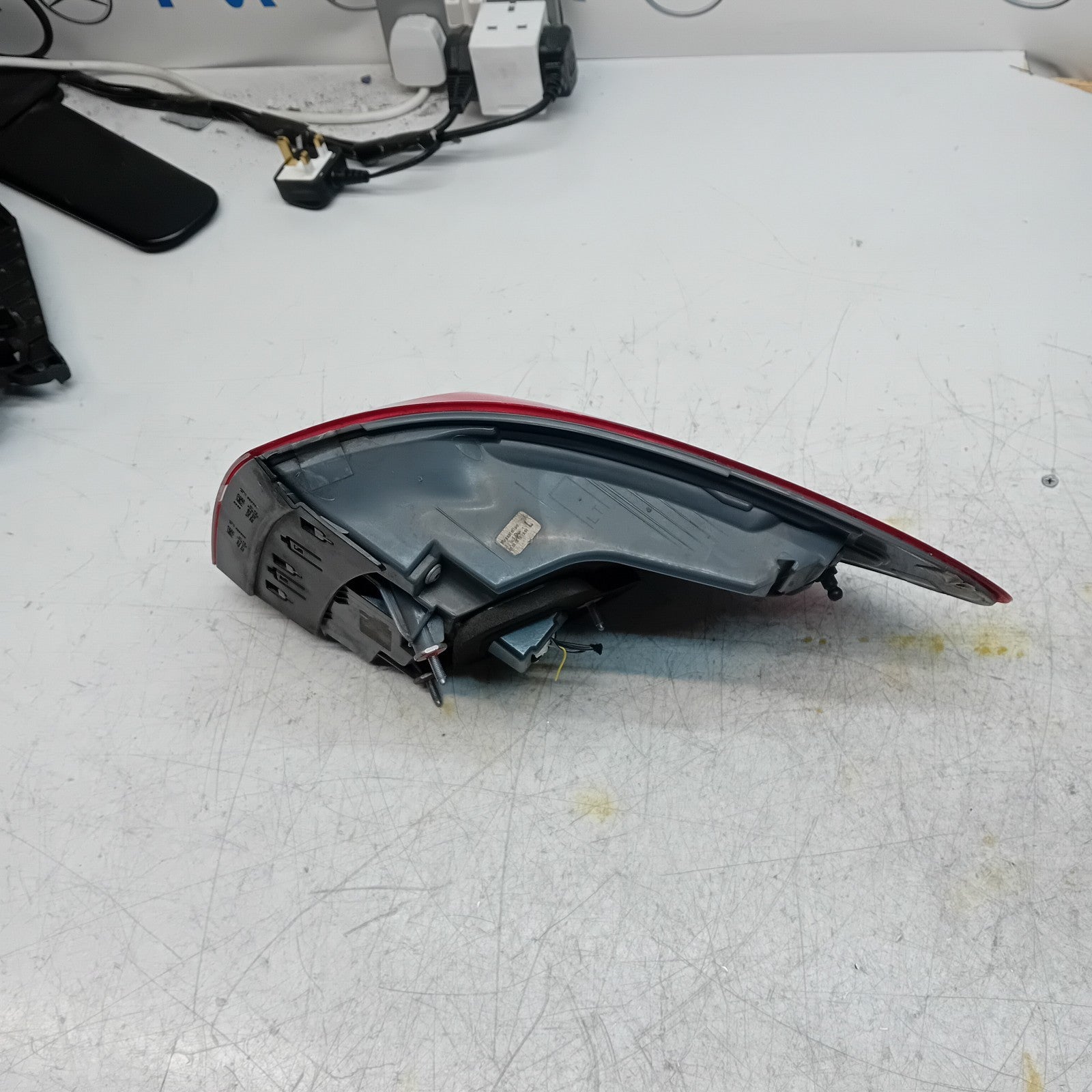 MERCEDES BENZ  GLC W253 PASSENGER SIDE LEFT REAR TAIL LIGHT 2016 FMT307