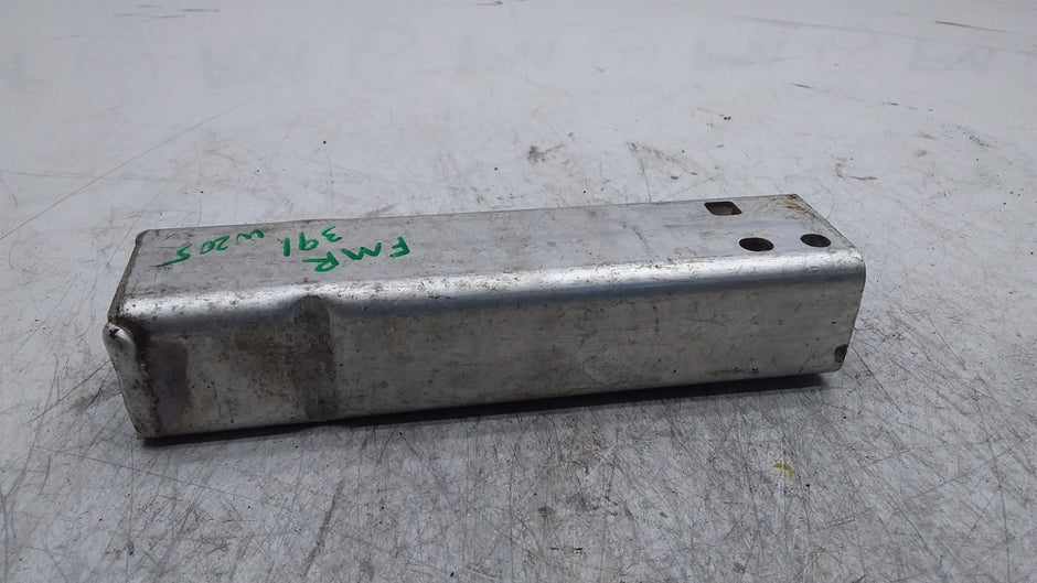 MERCEDES C-CLASS  W205 LOWER REINFORCEMENT CRASH ABSORBER BAR A2056203701 FMR391