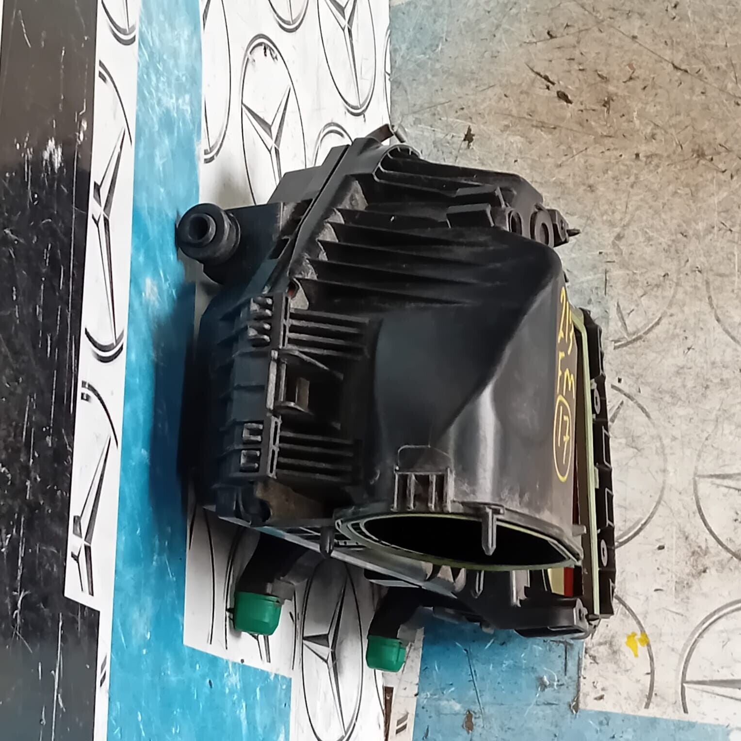MERCEDES MERX E-CLASS W213 2017 2.0 DIESEL AIR FILTER BOX HOUSING A6540900001