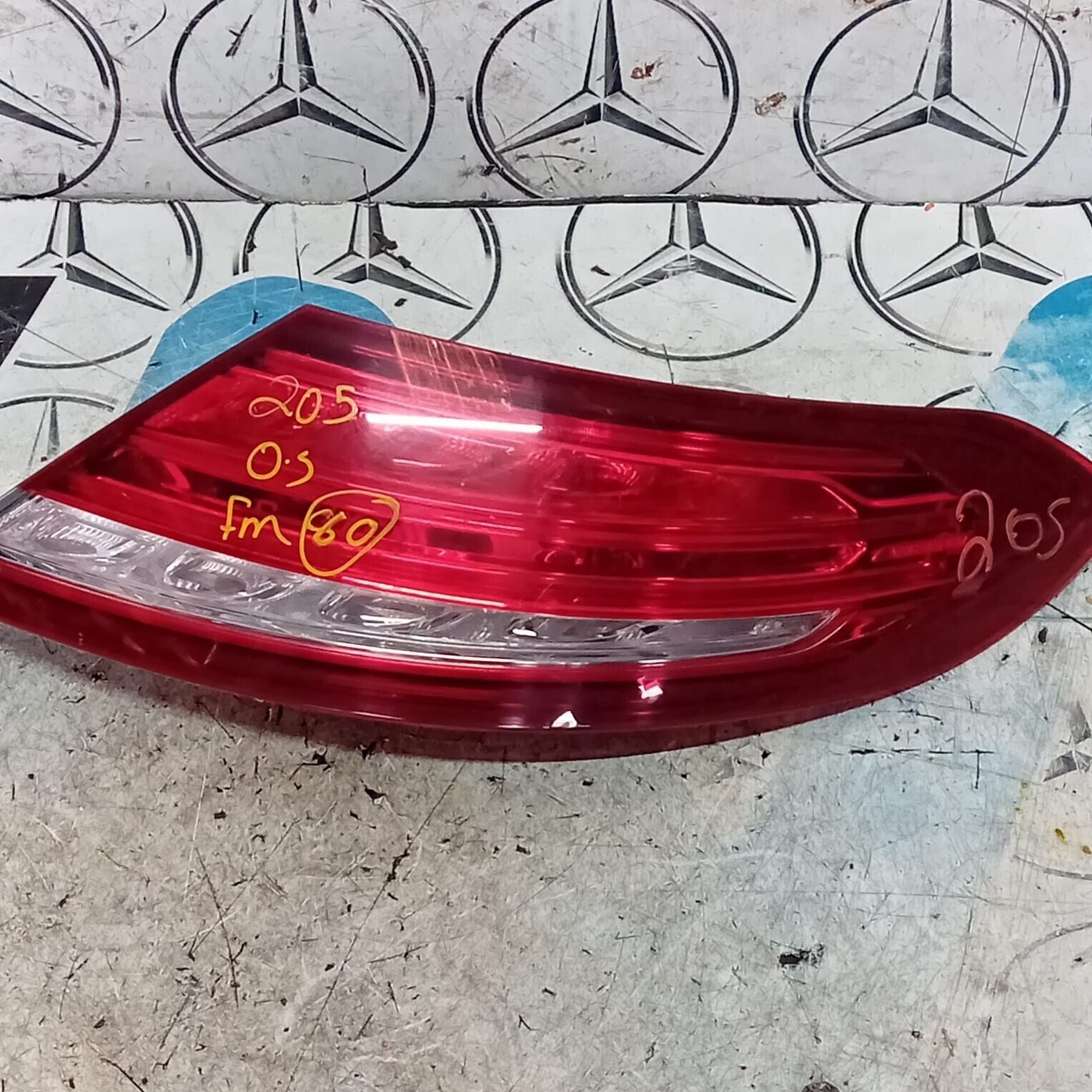 MERCEDES BENZ C-CLASS W205 COUPE DRIVER SIDE ( O.S ) L.E.D TAIL LIGHT
