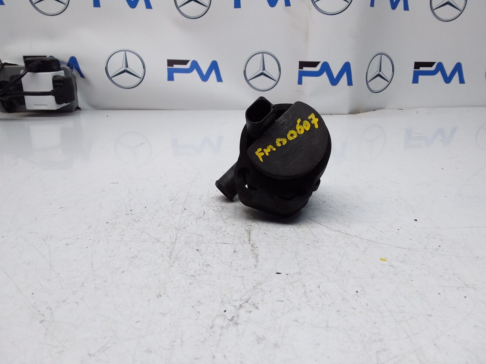 Mercedes E-CLASS W211 ELECTRIC COOLANT WATER PUMP A2118350028 FM00607