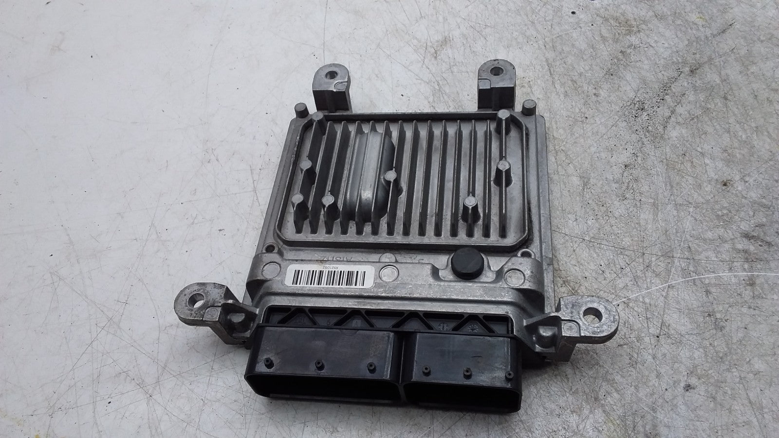 MERCEDES BENZ   C-CLASS W205 ENGINE CONTROL UNIT A6519004500 FMR433