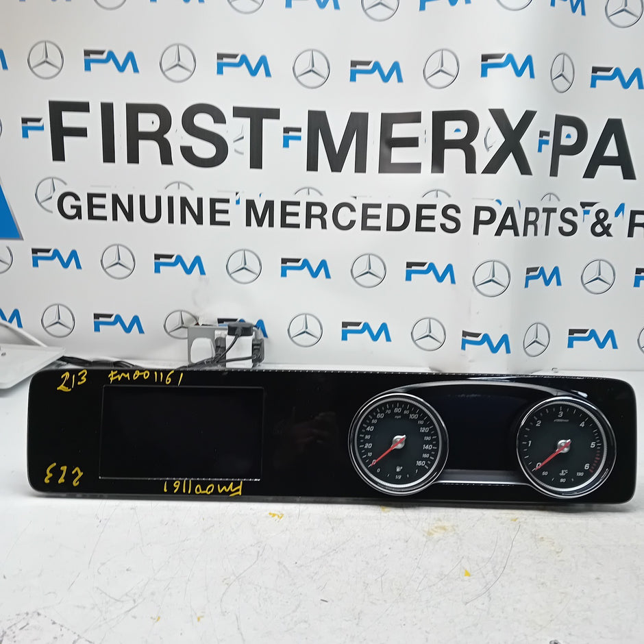 MERCEDES E-CLASS W213 DISPLAY SCREEN A2139009406 2017 FM001161