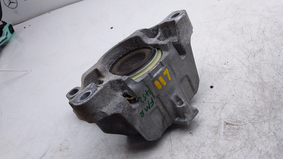 MERCEDES BENZ B-CLASS W246 LEFT ENGINE MOUNT A2462400217 FMR452