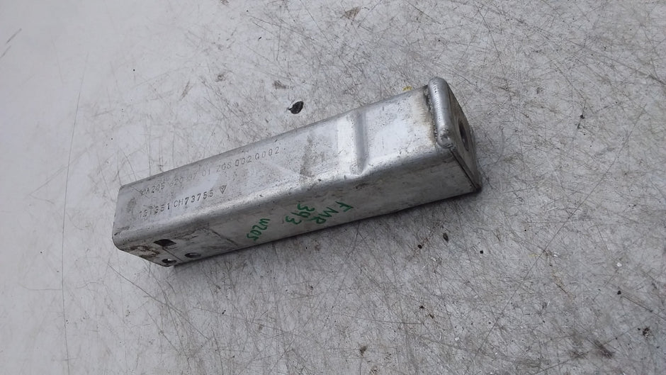 MERCEDES C-CLASS  W205 LOWER REINFORCEMENT CRASH ABSORBER BAR A2056203701 FMR393