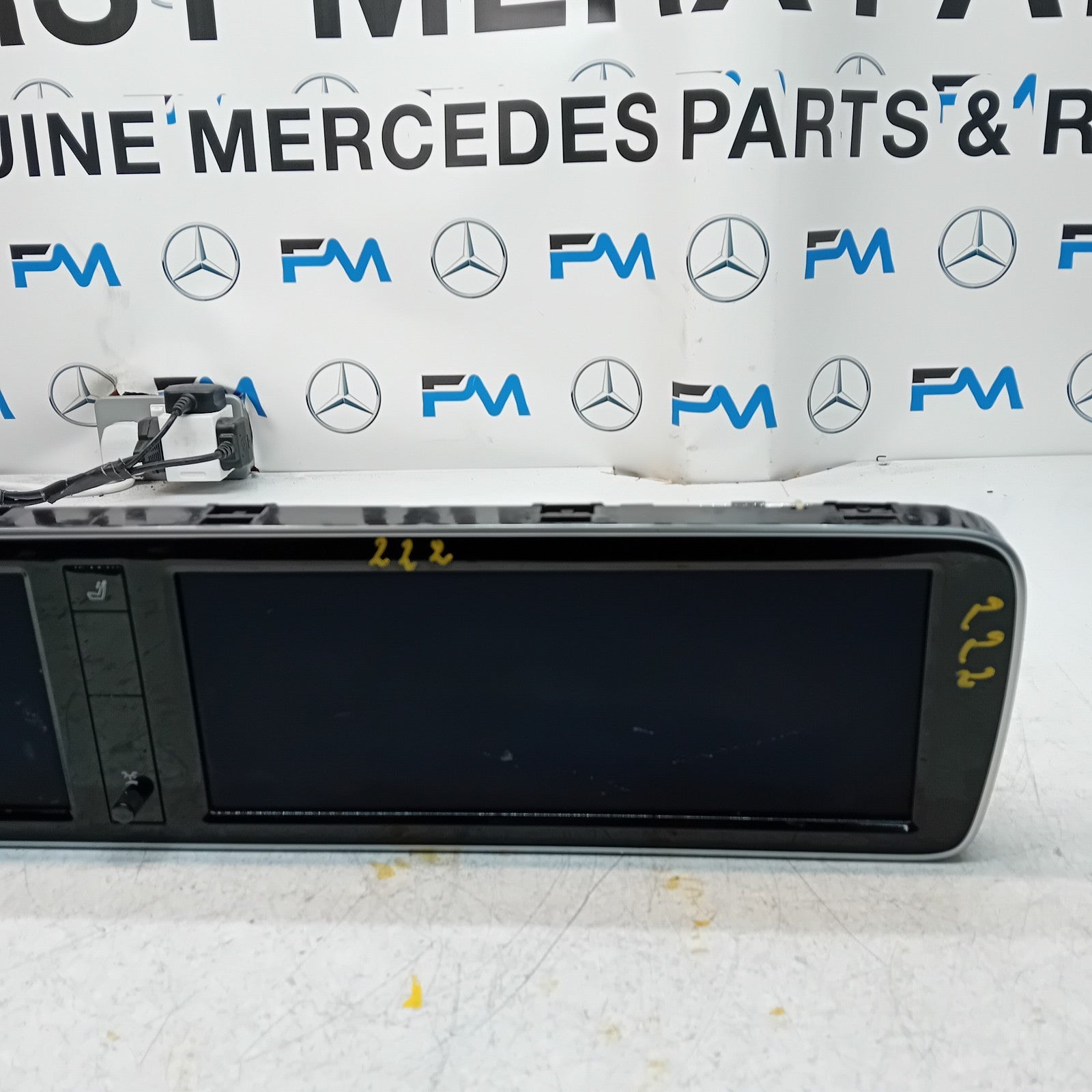 MERCEDES S-CLASS W222 DISPLAY SCREEN A2229007611 A2229005712 2016 FM001159