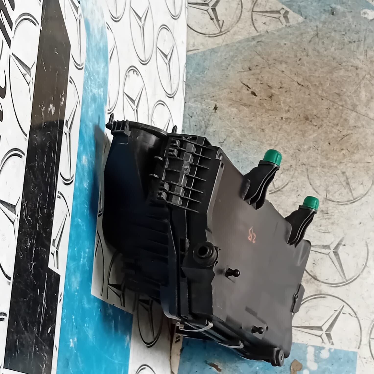 MERCEDES MERX E-CLASS W213 2017 2.0 DIESEL AIR FILTER BOX HOUSING A6540900001