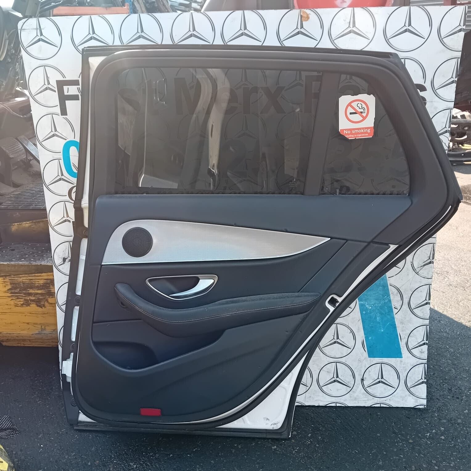 MERCEDES BENZ E-CLASS W213 DRIVER SIDE REAR DOOR ( O.S.R )
