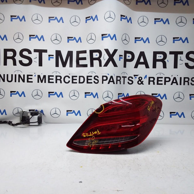 2018 MERCEDES  C CLASS W205 REAR DRIVER SIDE O/S LED LIGHT A2059061457 FMT25