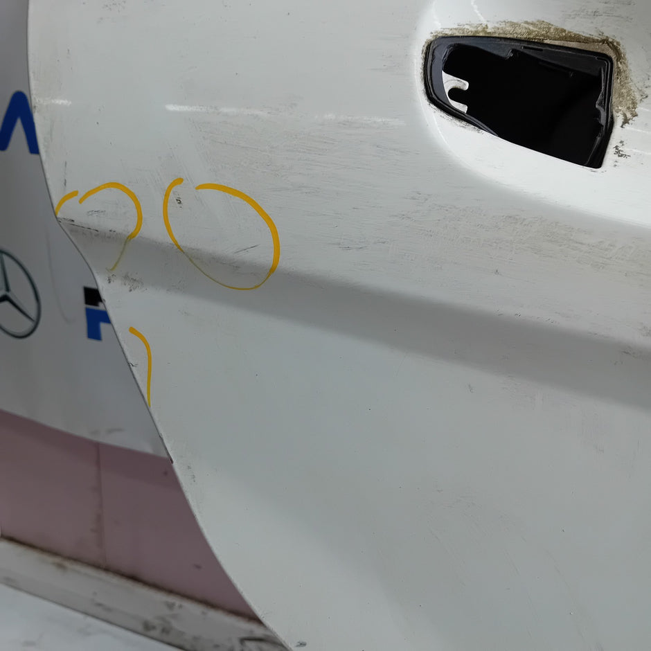 MERCEDES C-CLASS W204 SLN DRIVER REAR DOOR OSR WHITE 2009-2014 FMD437