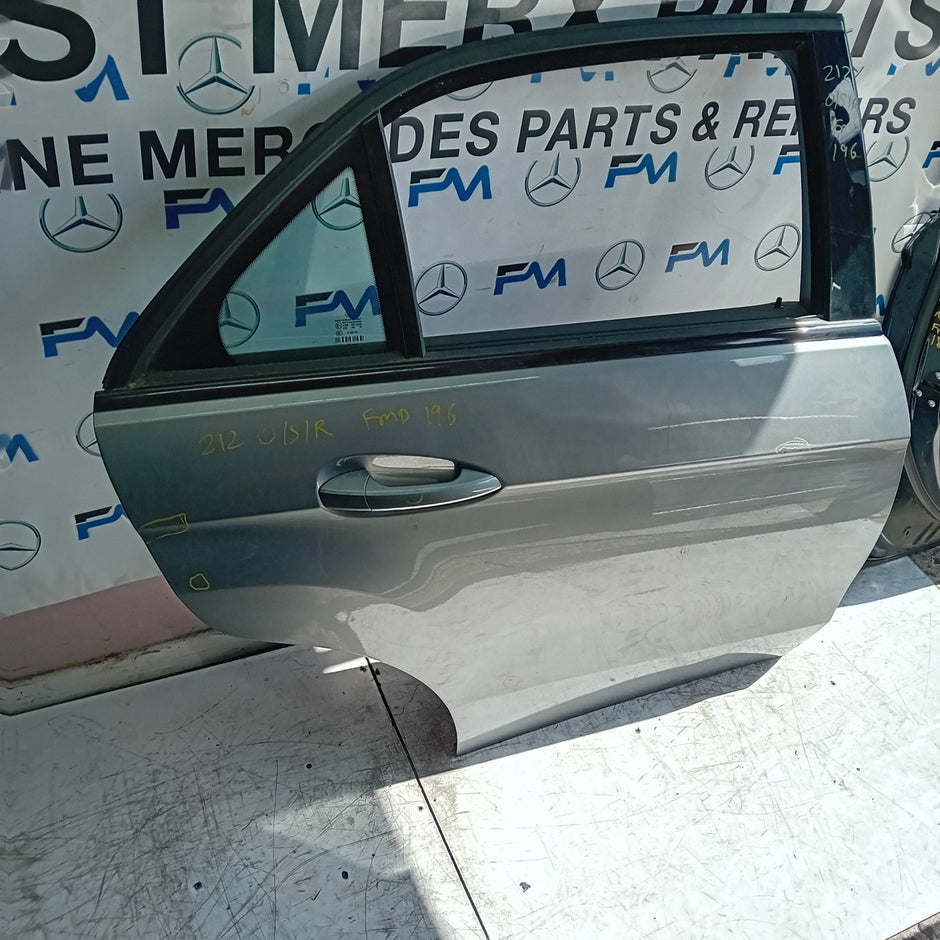 MERCEDES BENZ  E-CLASS W212 DRIVER REAR DOOR OSR GREY 2009-16 COMPLETE FMD196