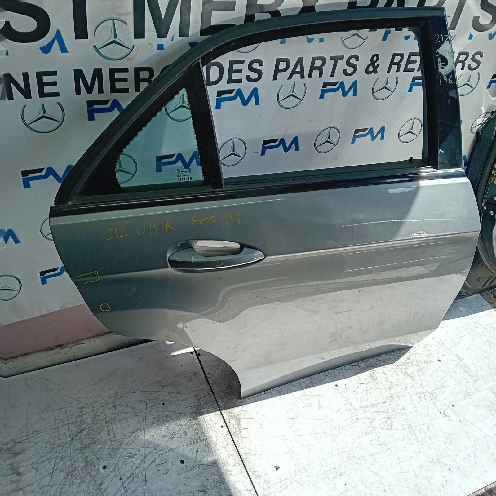 MERCEDES BENZ  E-CLASS W212 DRIVER REAR DOOR OSR GREY 2009-16 COMPLETE FMD196