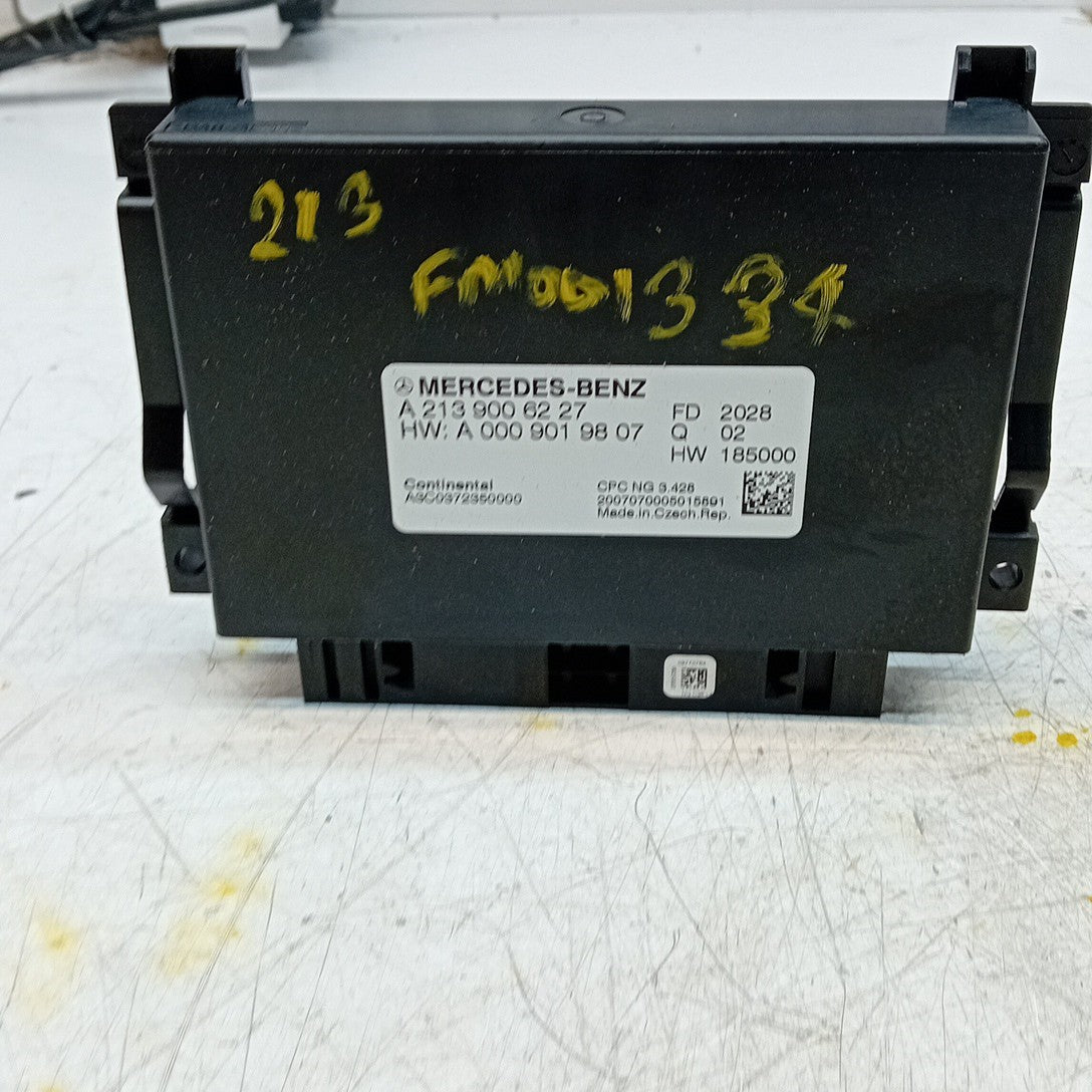 MERCEDES E-CLASS W213 PARKING BRAKE CONTROL MODULE 2016 A2139006227 FM001334