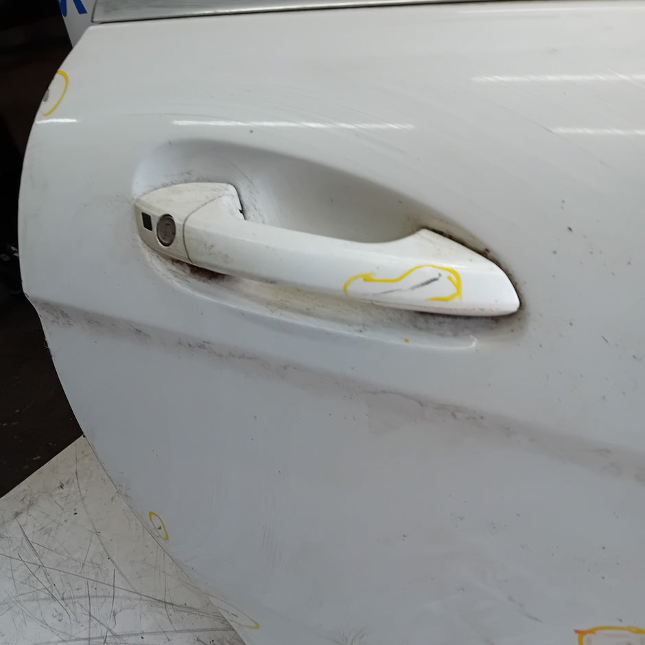 MERCEDES BENZ C-CLASS W212 COUPE DRIVER FRONT DOOR OSF 2012 WHITE COMPLET FMD525