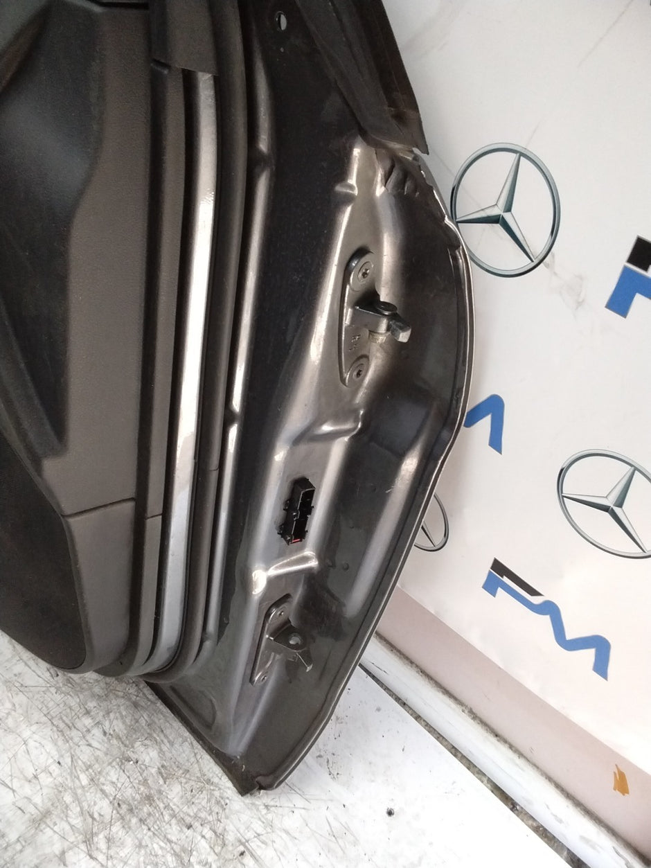 MERCEDES BENZ GLS W166 PASSENGER FRONT DOOR NSF GREY 2013-19 COMPLETE FMD317