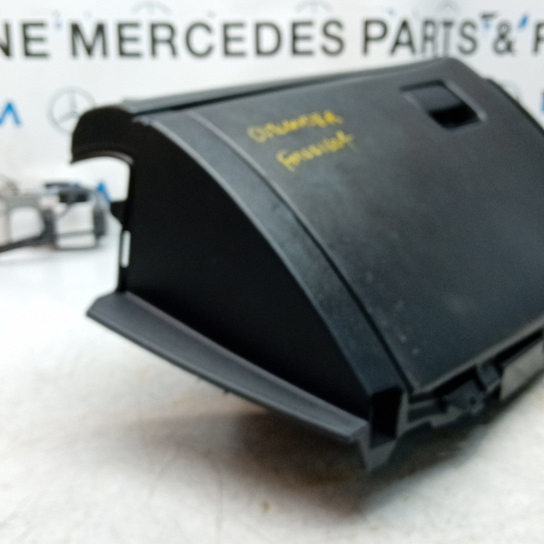 MITSUBISHI OUTLANDER MK3 DASHBOARD GLOVEBOX  2013 8006A345 FM001604