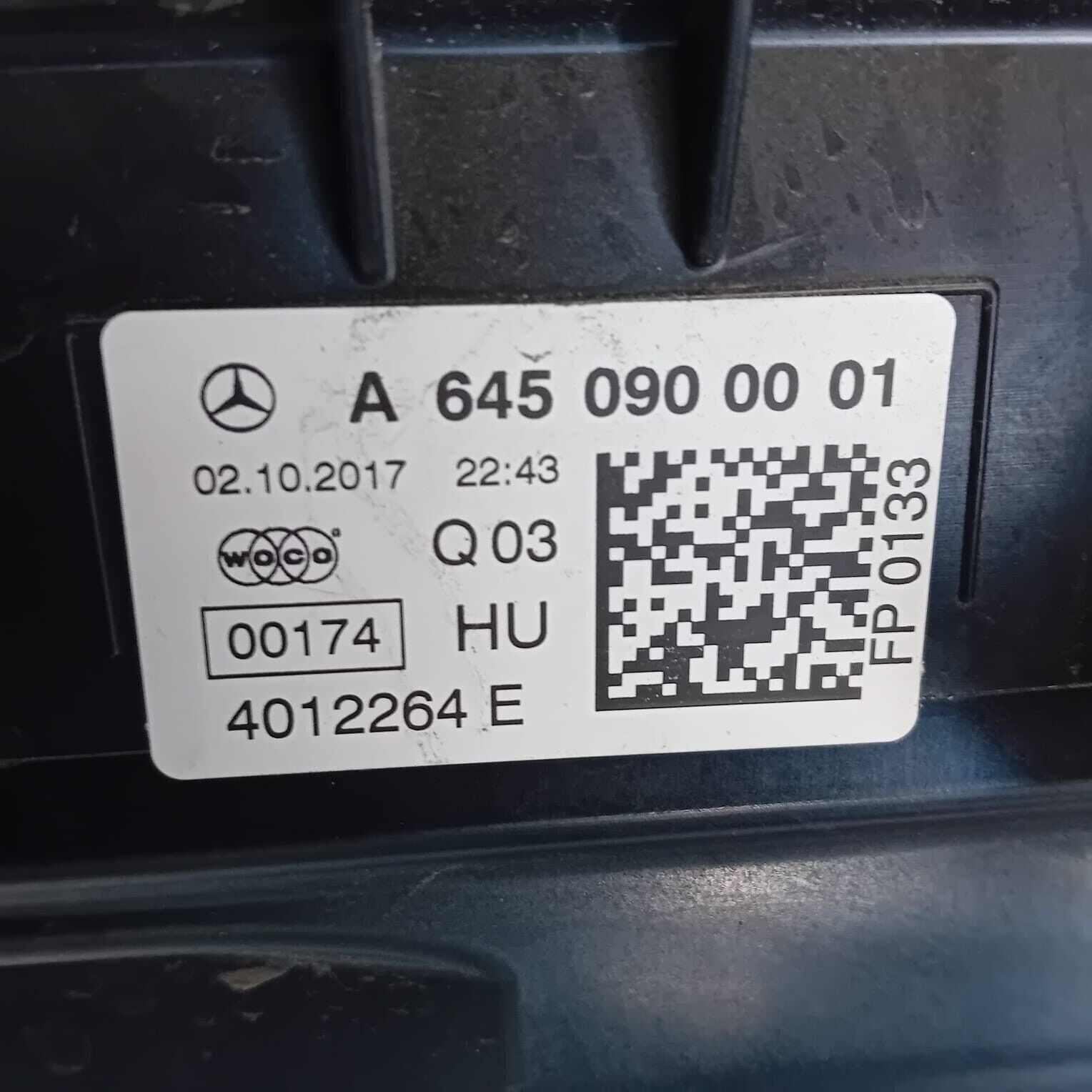 MERCEDES GLA CLASS X156 2013-2020 AIR FILTER BOX MASS SENSOR 2.1 D A6450900001
