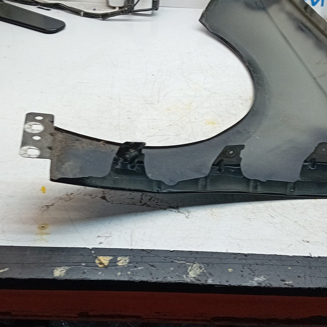 MERCEDES BENZ   A-CLASS W176 OS RIGHT DRIVER SIDE WINGS A1768810201 FMW34