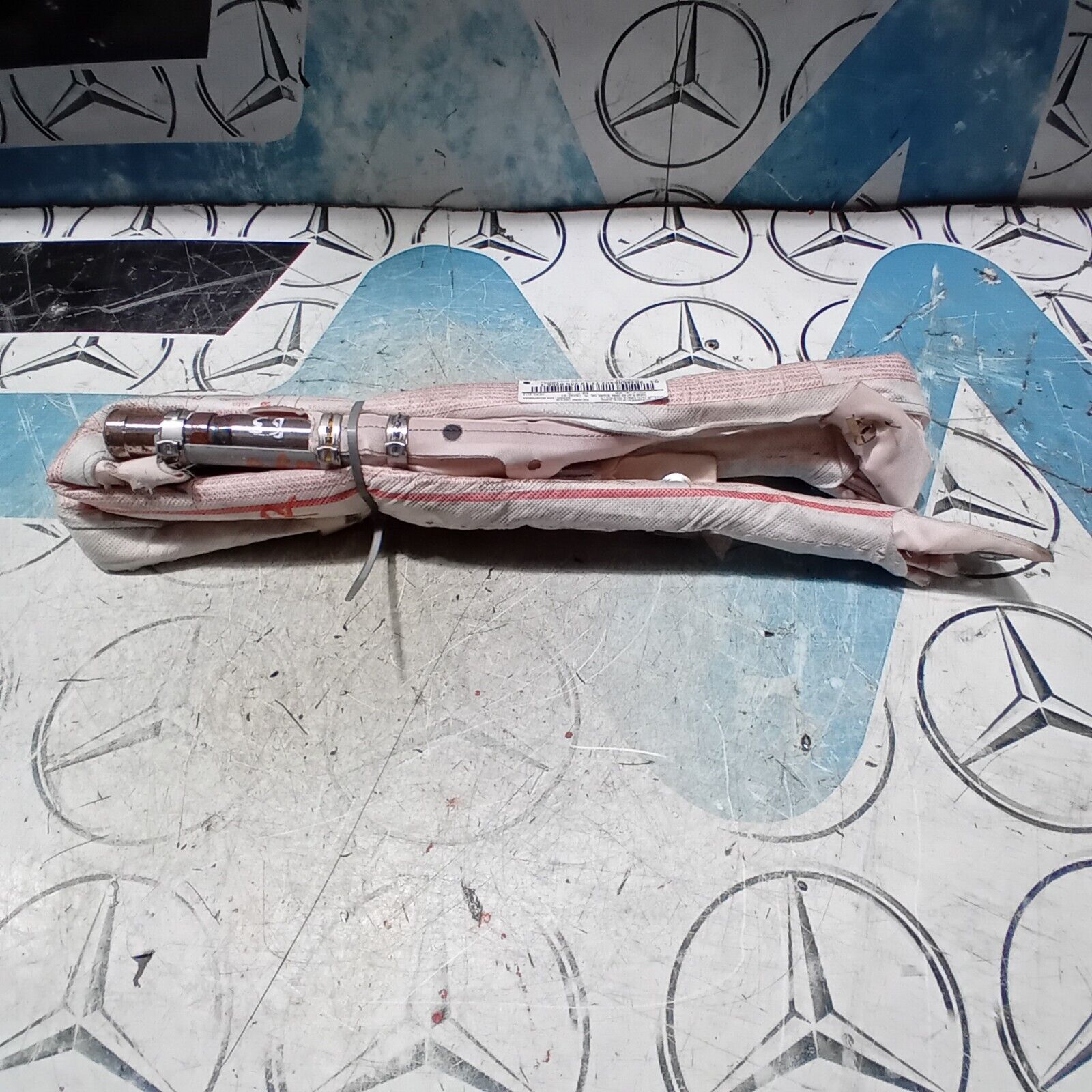 MERCEDES C CLASS CURTAIN AIBAG RIGHT SIDE MK3 W204 2007 - 2015 A2048606402 FM83