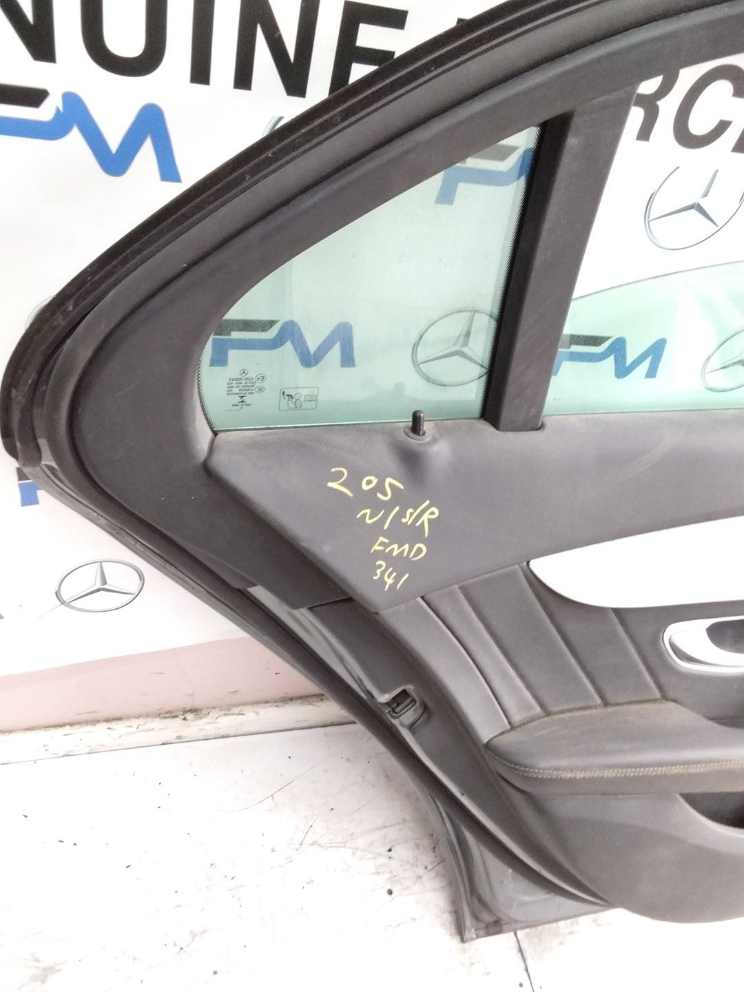 MERCEDES C-CLASS W205 SLN PASSENGER REAR DOOR NSR GREY 2014 ON COMPLETE FMD341