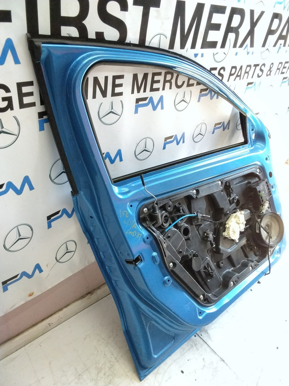 MERCEDES BENZ GLA W156 PASSENGER SIDE FRONT DOOR N/S/F GREY & BLUE FMD81
