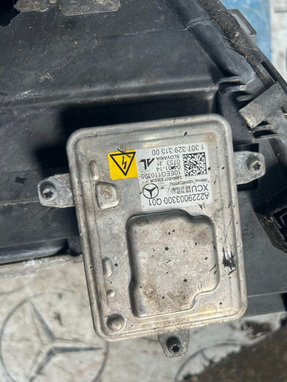 MERCEDES CLA 2014-2016 AMG W117 DRIVERSIDE O/S HEADLIGHT  A1179065400 FMH36