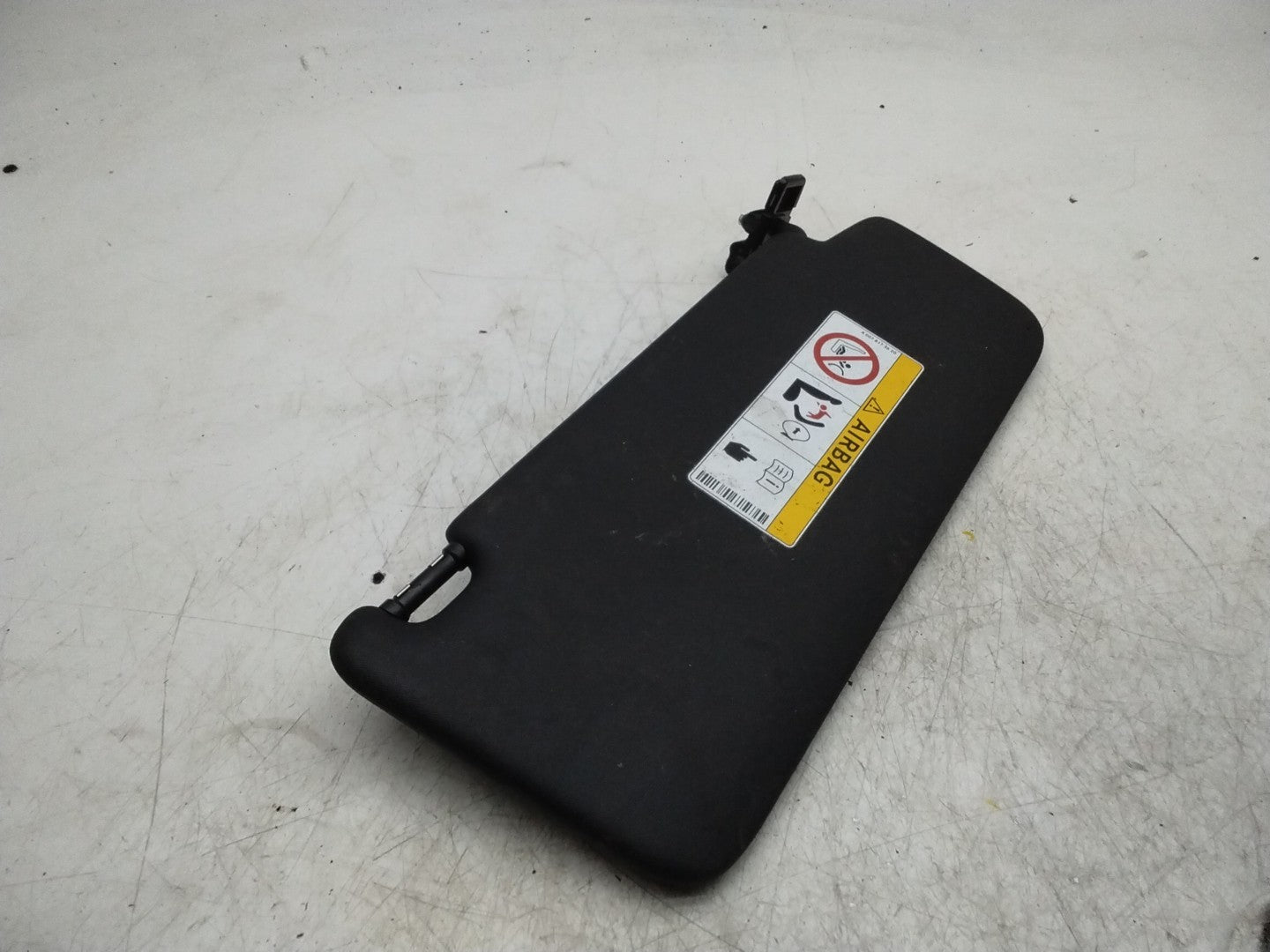  MERCEDES A-CLASS W177 FRONT PASSENGER SIDE SUNVISOR A1778106100 FMR44 (DAMAGED)