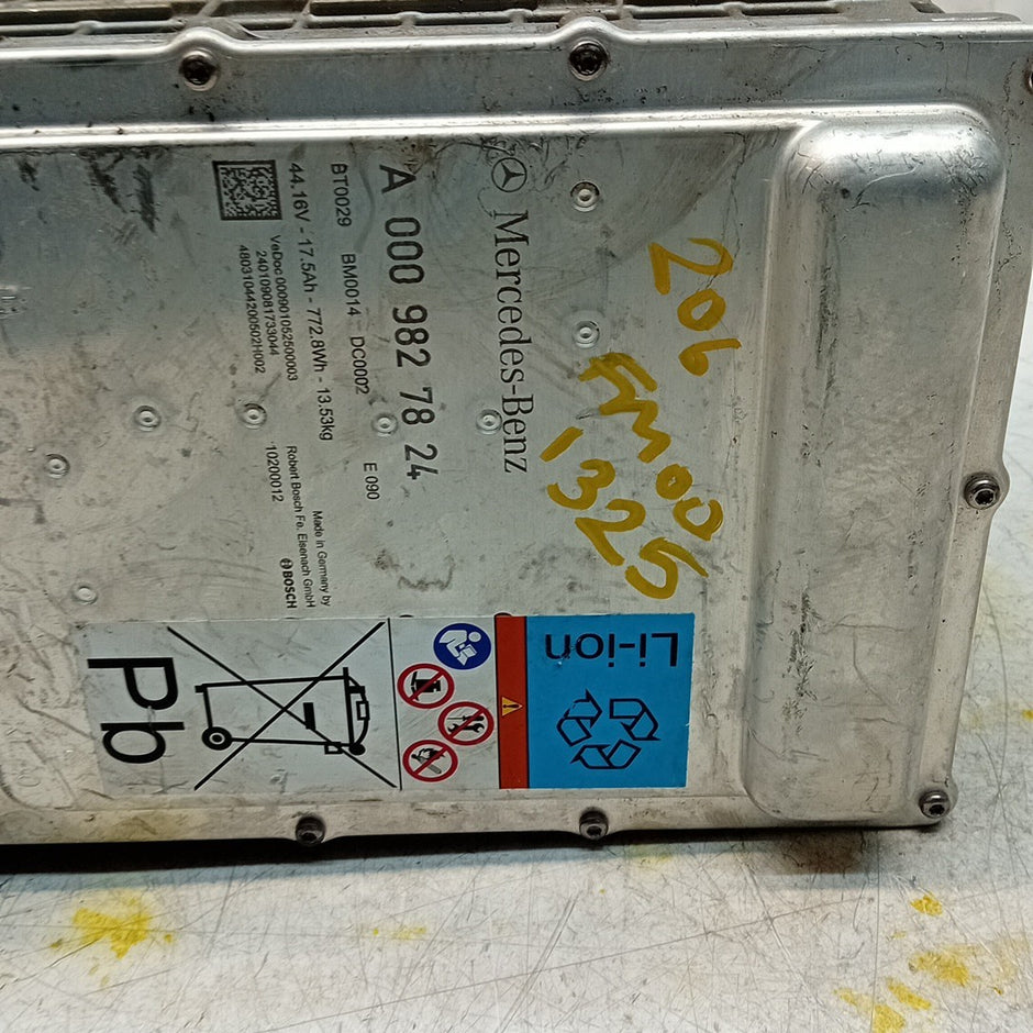 MERCEDES BENZ  C-CLASS W206 HYBRID LION MHEV BATTERY A0009827824 FM001325