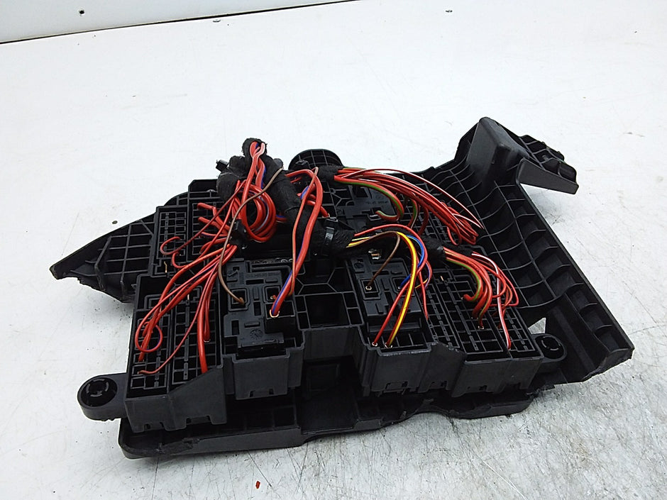 MERCEDES BENZ  A-CLASS W177  FUSE BOX A1779061102 FMR479