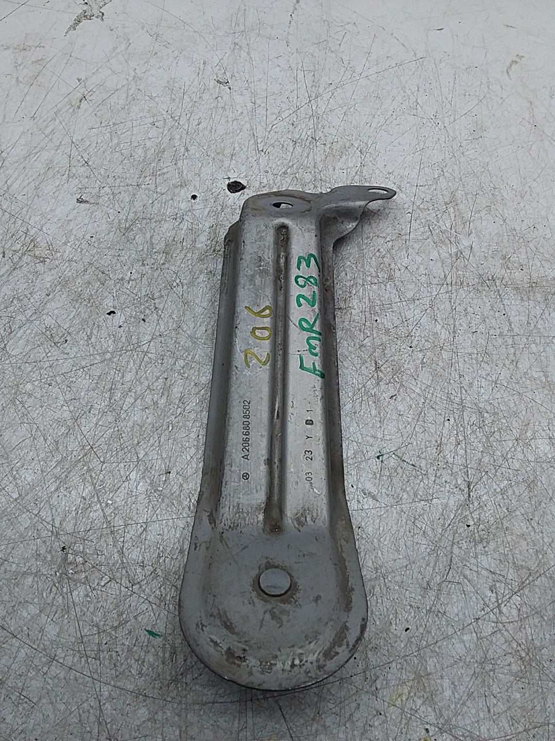 MERCEDES C-CLASS W206 REAR LEFT BUMPER BRACKET A2066808502 FMR283