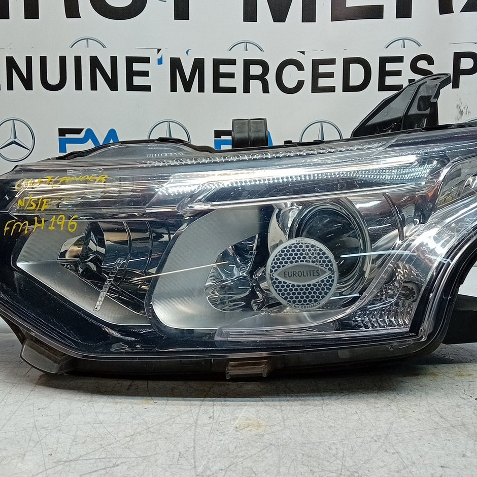 MITSUBISHI OUTLANDER MK3 2015 HEADLIGHT PASSENG NS LEFT L0094E U4YM 1U64 FMH196