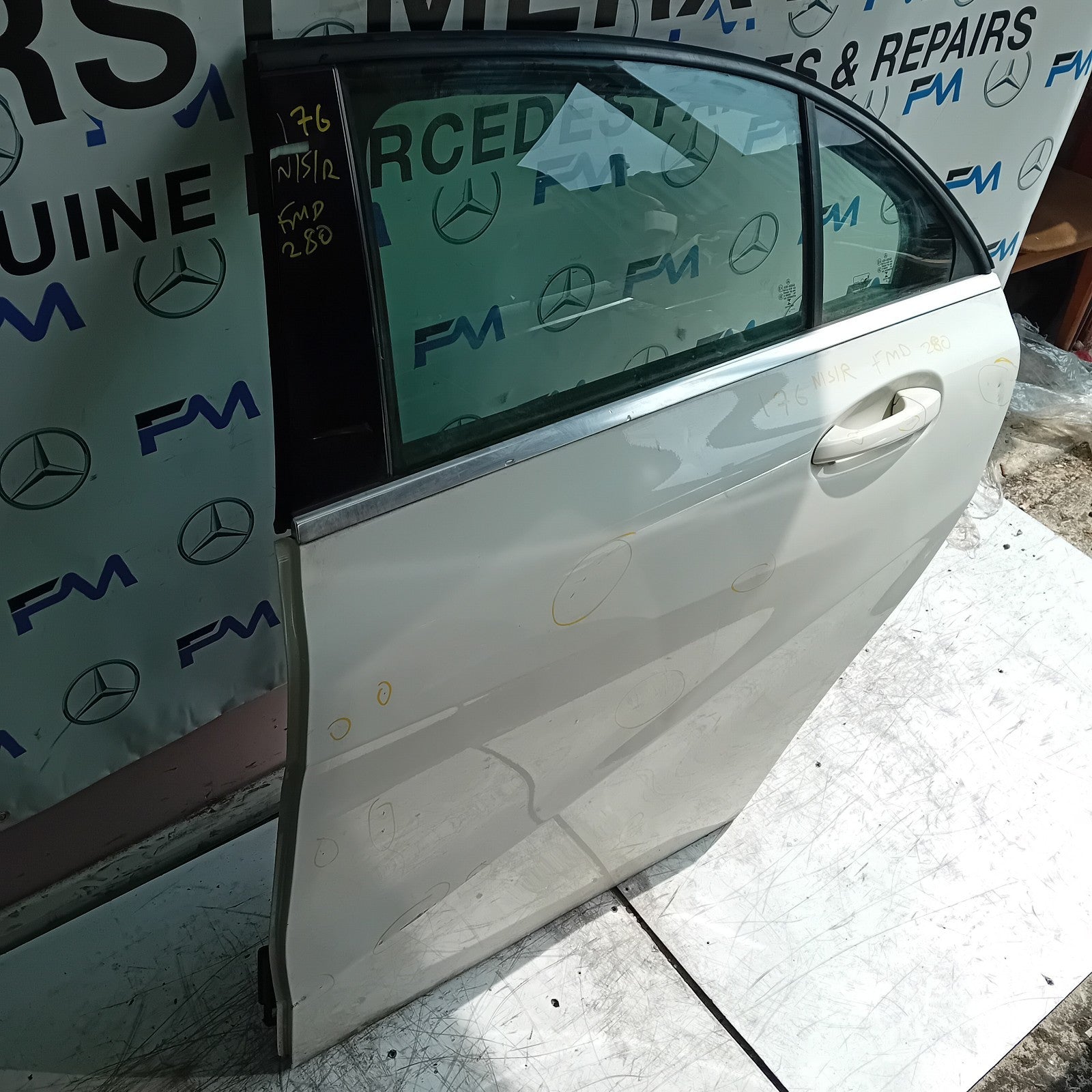 MERCEDES A-CLASS W176 PASSENGER REAR SIDE DOOR NSR 2012-18 WHITE COMPLETE FMD280