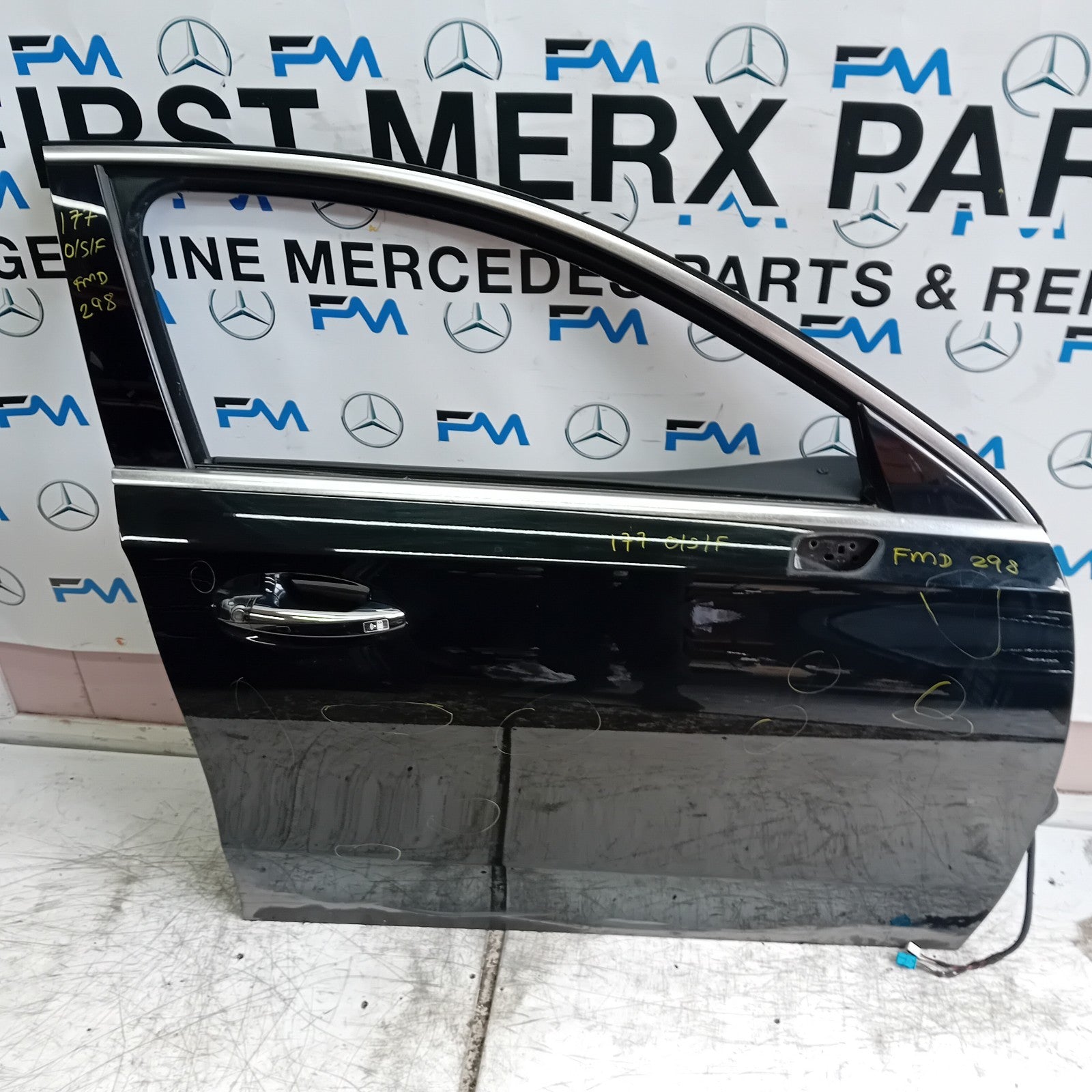MERCEDES A-CLASS W177 SLN DRIVER FRONT DOOR OSF SILVER 2018 ON COMPLETE FMD298