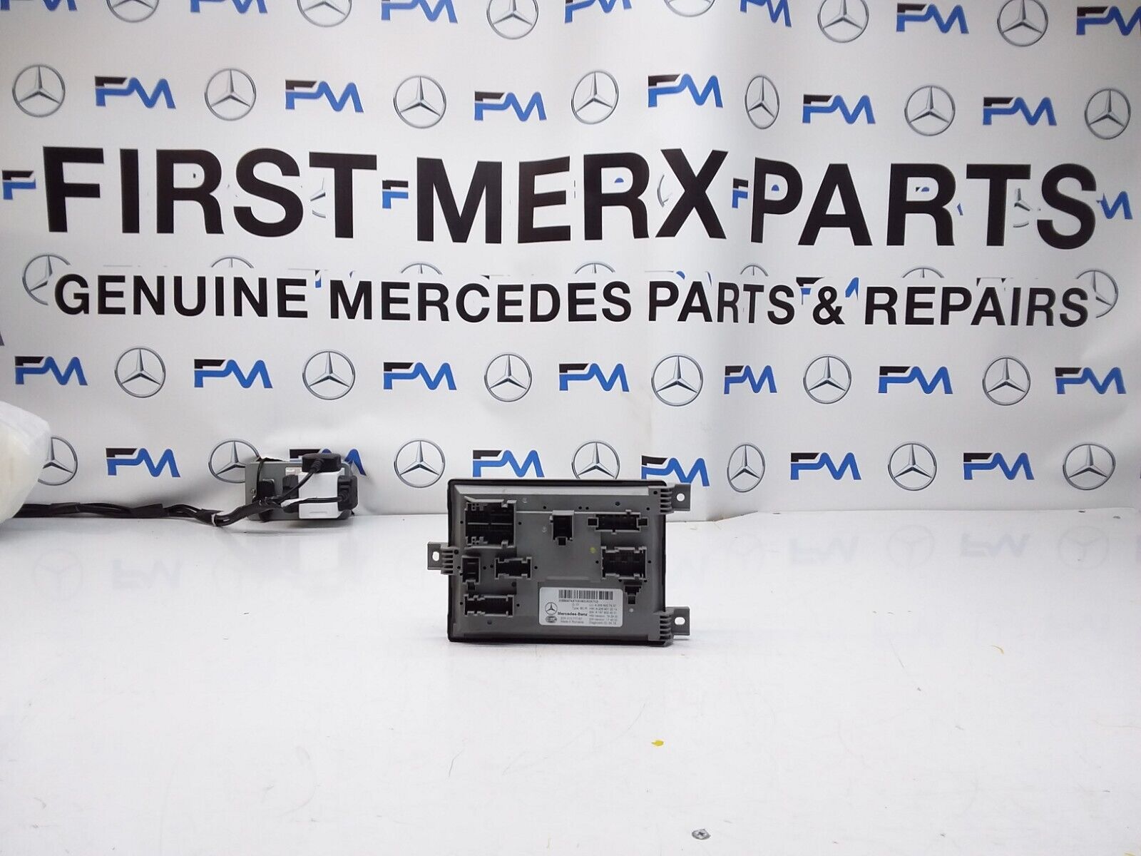 MERCEDES C-CLASS REAR SAM CONTROL MODULE W205 A2059007437 FM00383