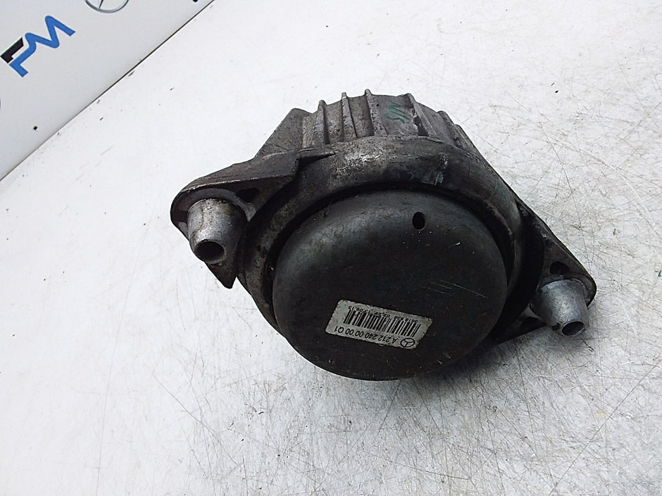 MERCEDES BENZ  E-CLASS  W212  ENGINE MOUNT LEFT NS A2122400000 FMR354